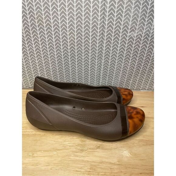 Crocs brown cheetah print ballet slippers - Picture 1 of 9